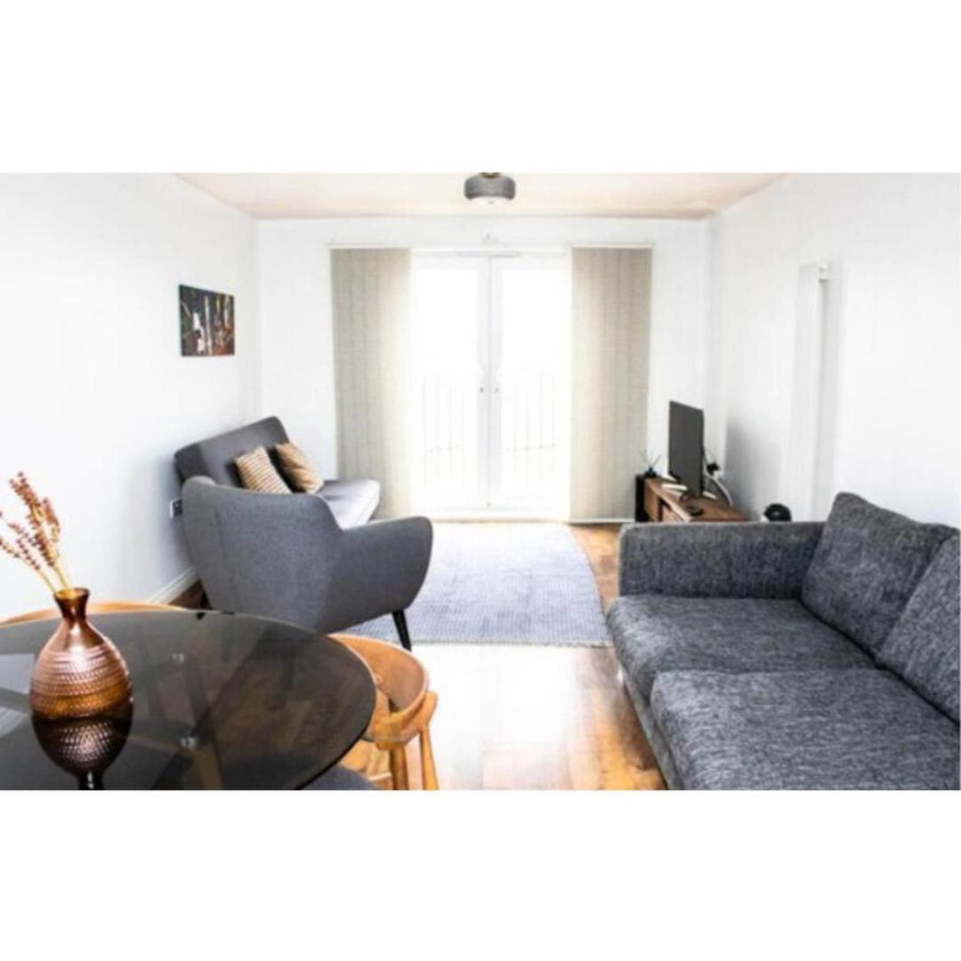 Stunning Stay 6 Minutes From Nec And Birmingham Airport Solihull Extérieur photo